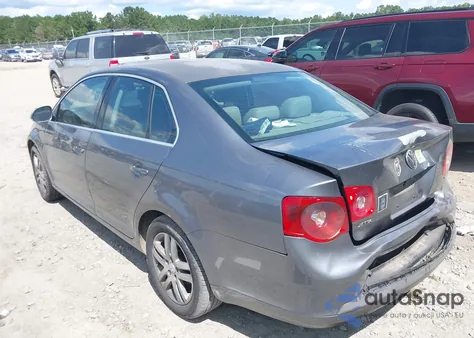 2006 Volkswagen Jetta Tdi z USA, uszkodzony, nr VIN 3VWRT71K26M657635